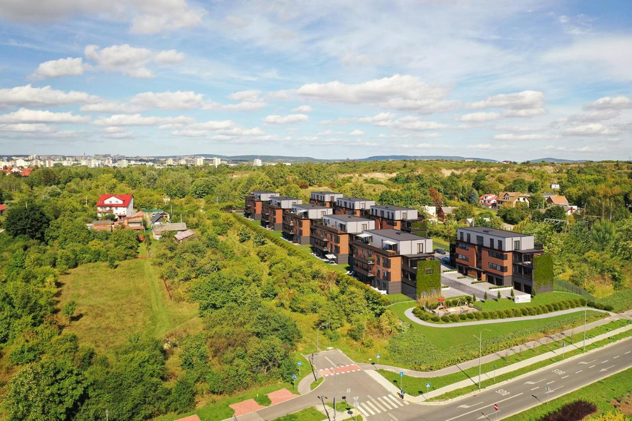 Wietrznia: Terrace, Garden, And Parking In Prestigious Nature Reserve Area Kielce