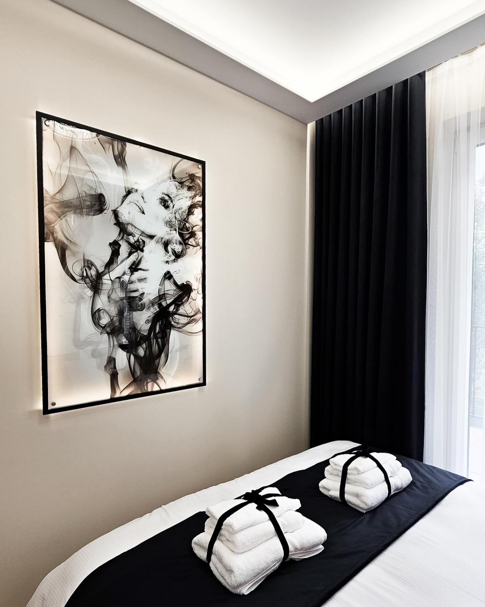 Wietrznia: Terrace, Garden, And Parking In Prestigious Nature Reserve Area