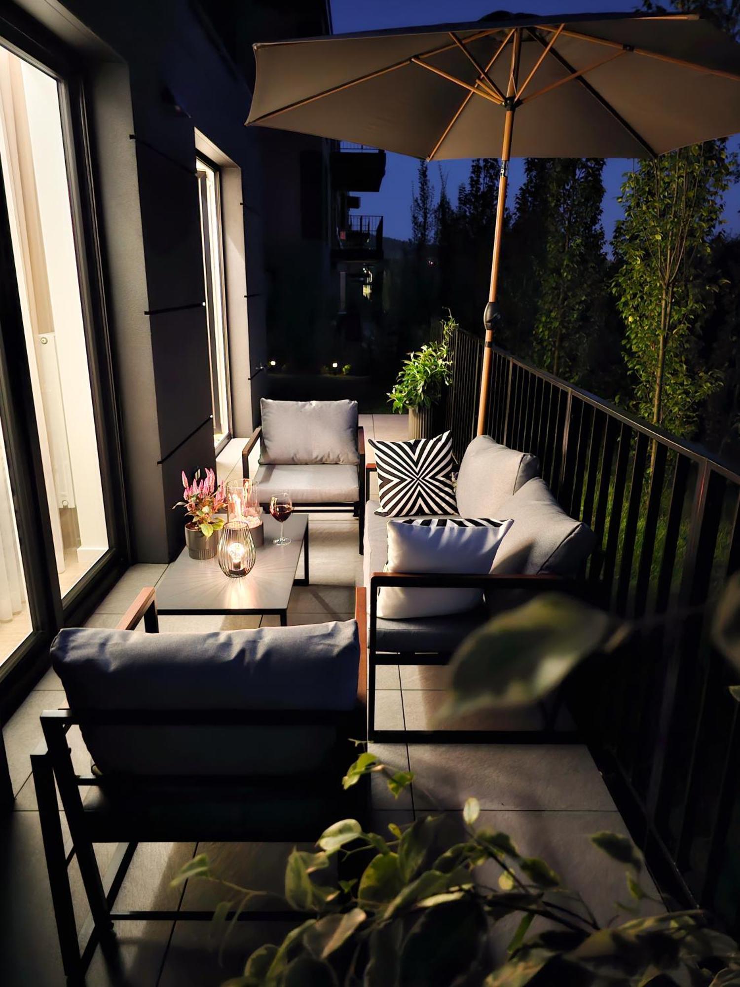 Wietrznia: Terrace, Garden, And Parking In Prestigious Nature Reserve Area