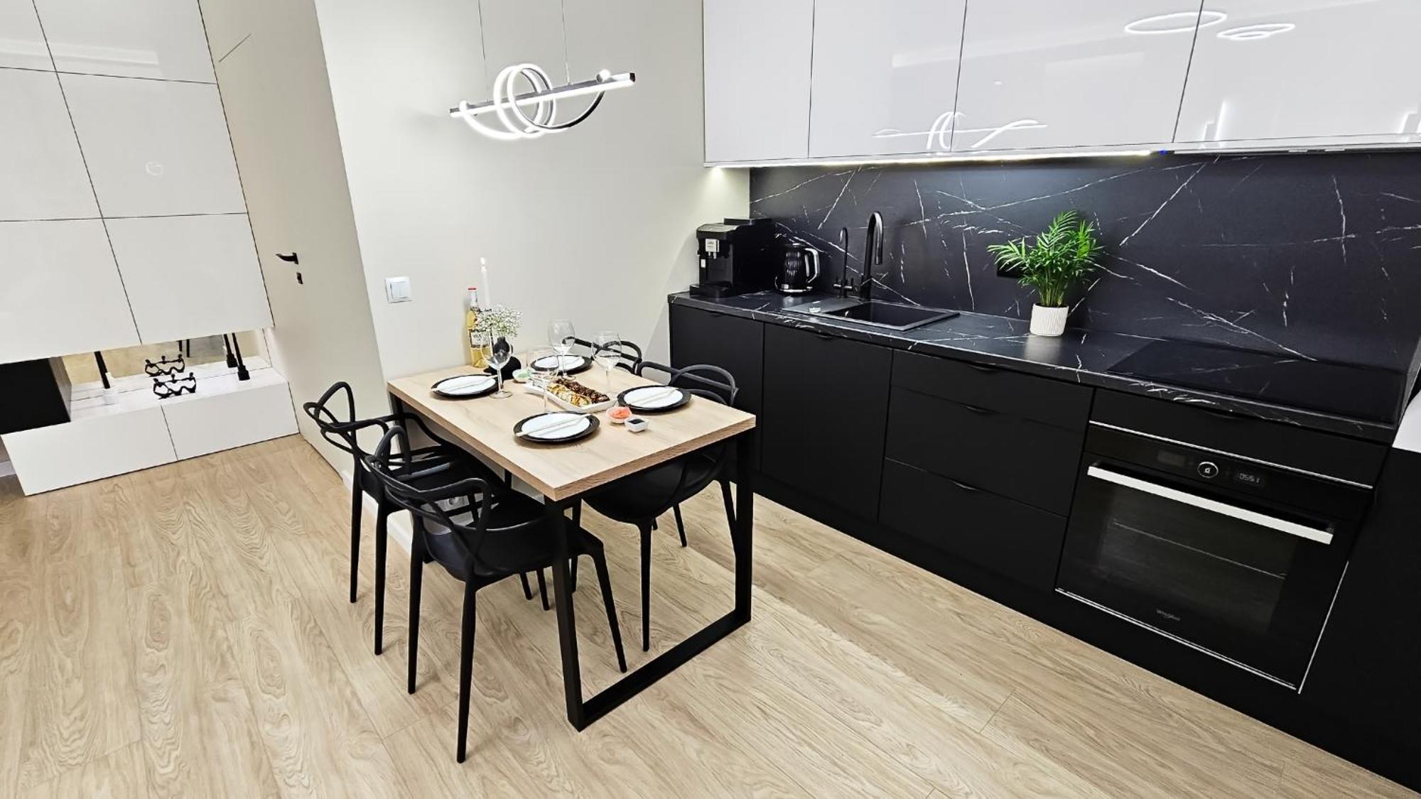 Wietrznia: Terrace, Garden, And Parking In Prestigious Nature Reserve Area * Kielce
