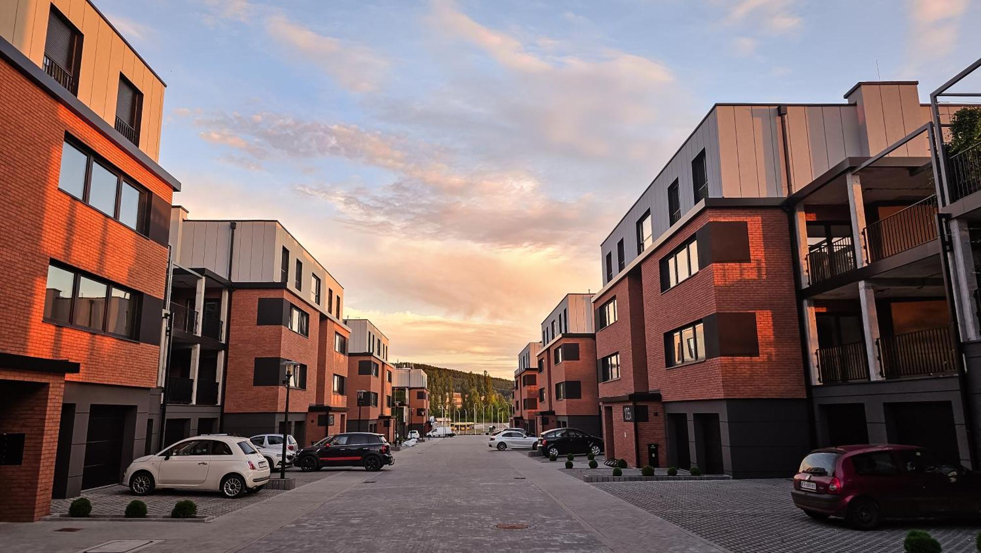 Wietrznia: Terrace, Garden, And Parking In Prestigious Nature Reserve Area Kielce