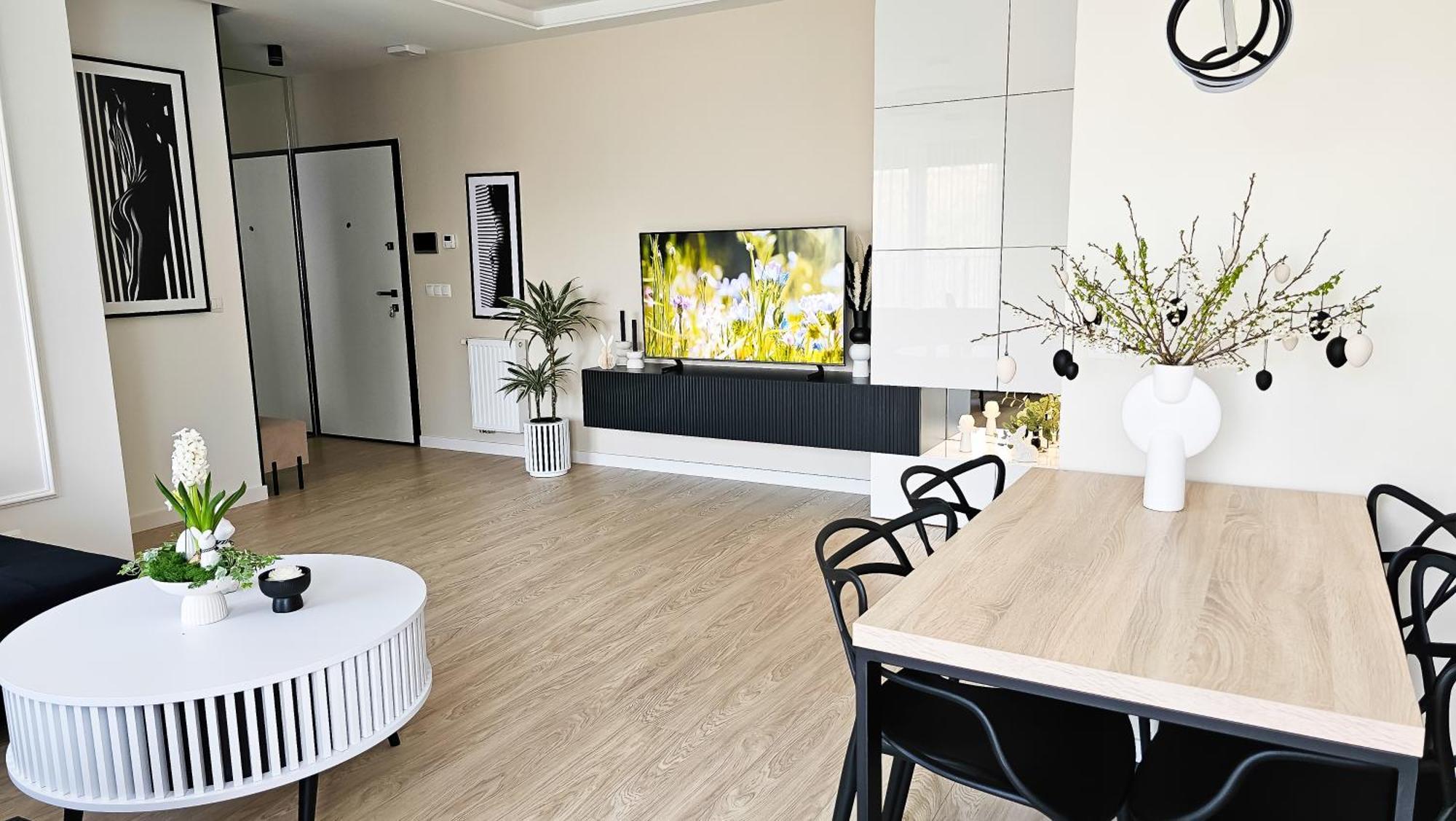 Wietrznia: Terrace, Garden, And Parking In Prestigious Nature Reserve Area Apartment Kielce